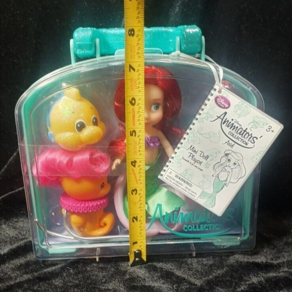 Disney Store Ariel Playset New Animators Collection 5" mini doll with case - Picture 8 of 9